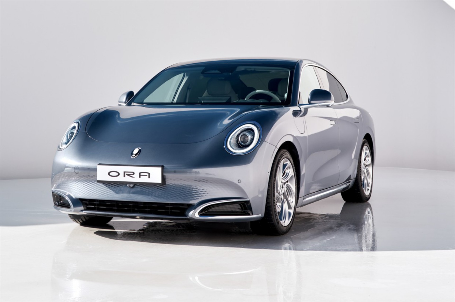 Next Ora Cat: Ακόμη ένας αντίπαλος του Tesla Model 3 από την Κίνα