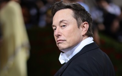 Αποχωρεί από την Tesla ο Elon Musk;