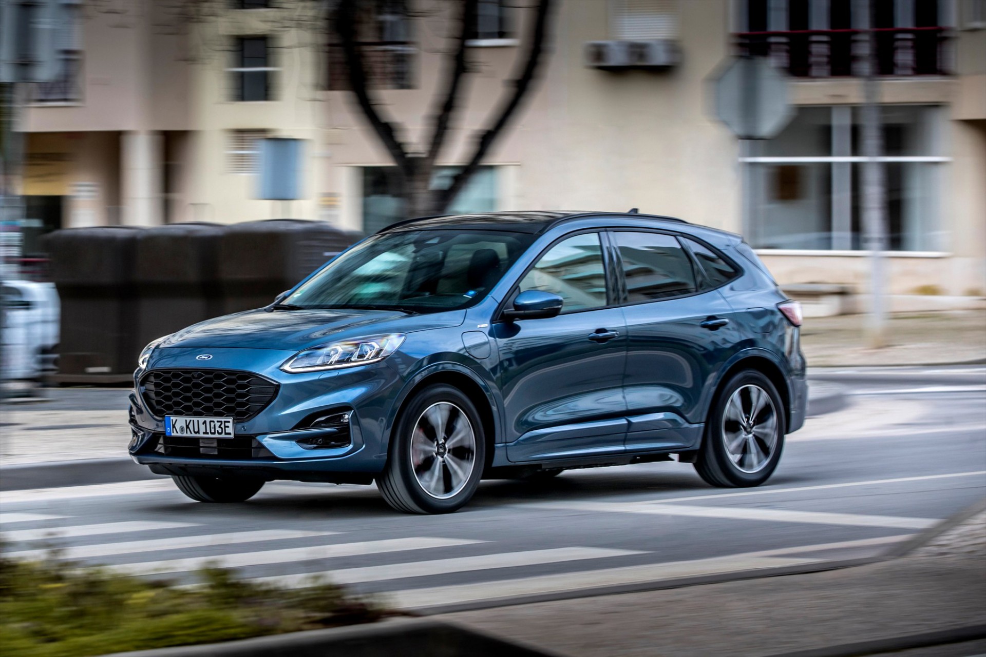Ford Kuga: Πώς έγινε το best-seller οικογενειακό SUV στην Ελλάδα;