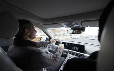 Ο Μητσοτάκης οδήγησε το πρώτο αυτοκίνητο υδρογόνου στην Ελλάδα [video]