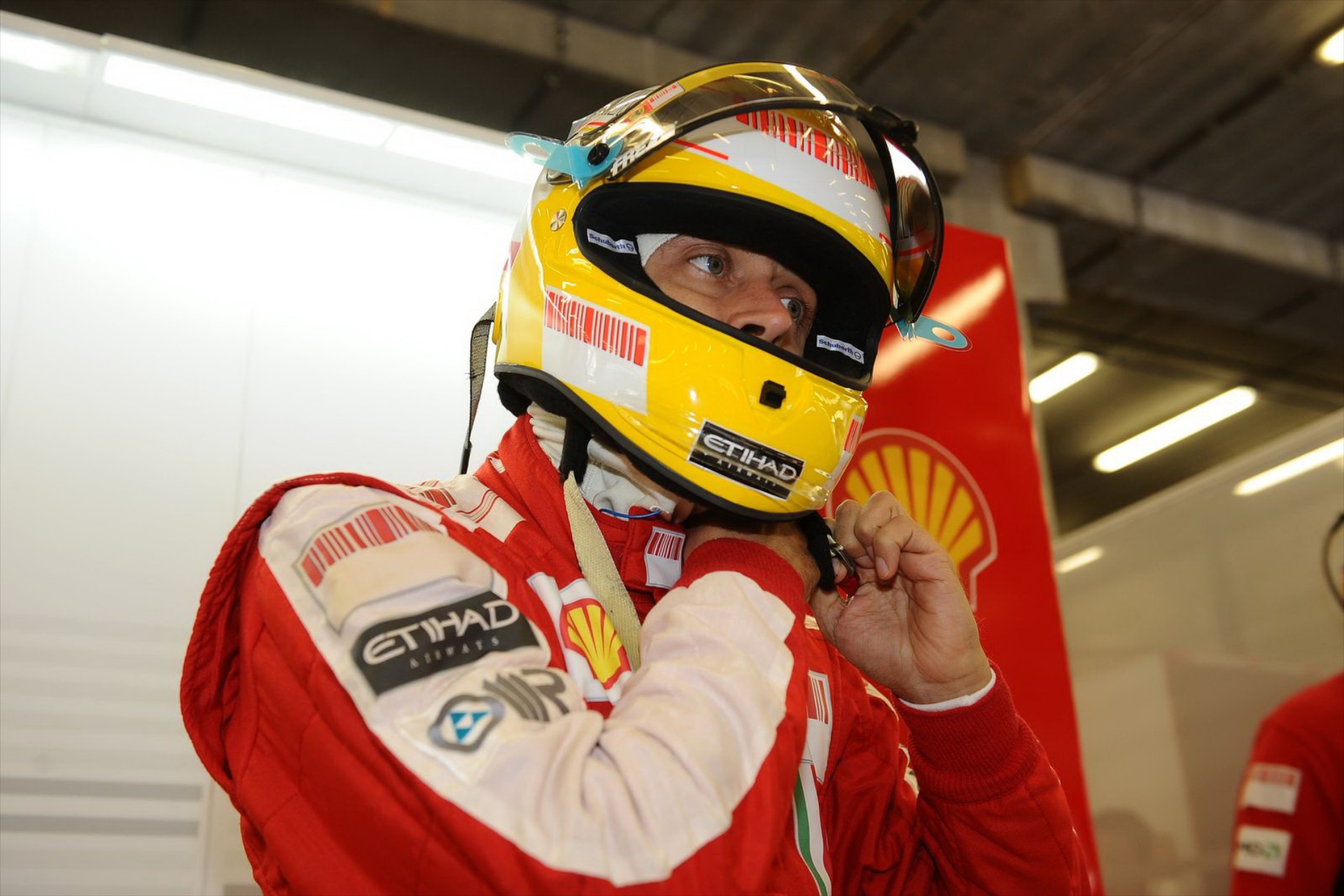 F1: O Luca Badoer αποχωρεί από την Ferrari