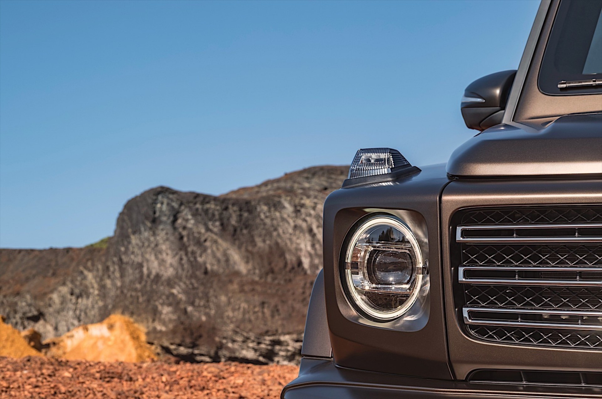 Όσα γνωρίζουμε για τη νέα, μικρή Mercedes-Benz G-Class