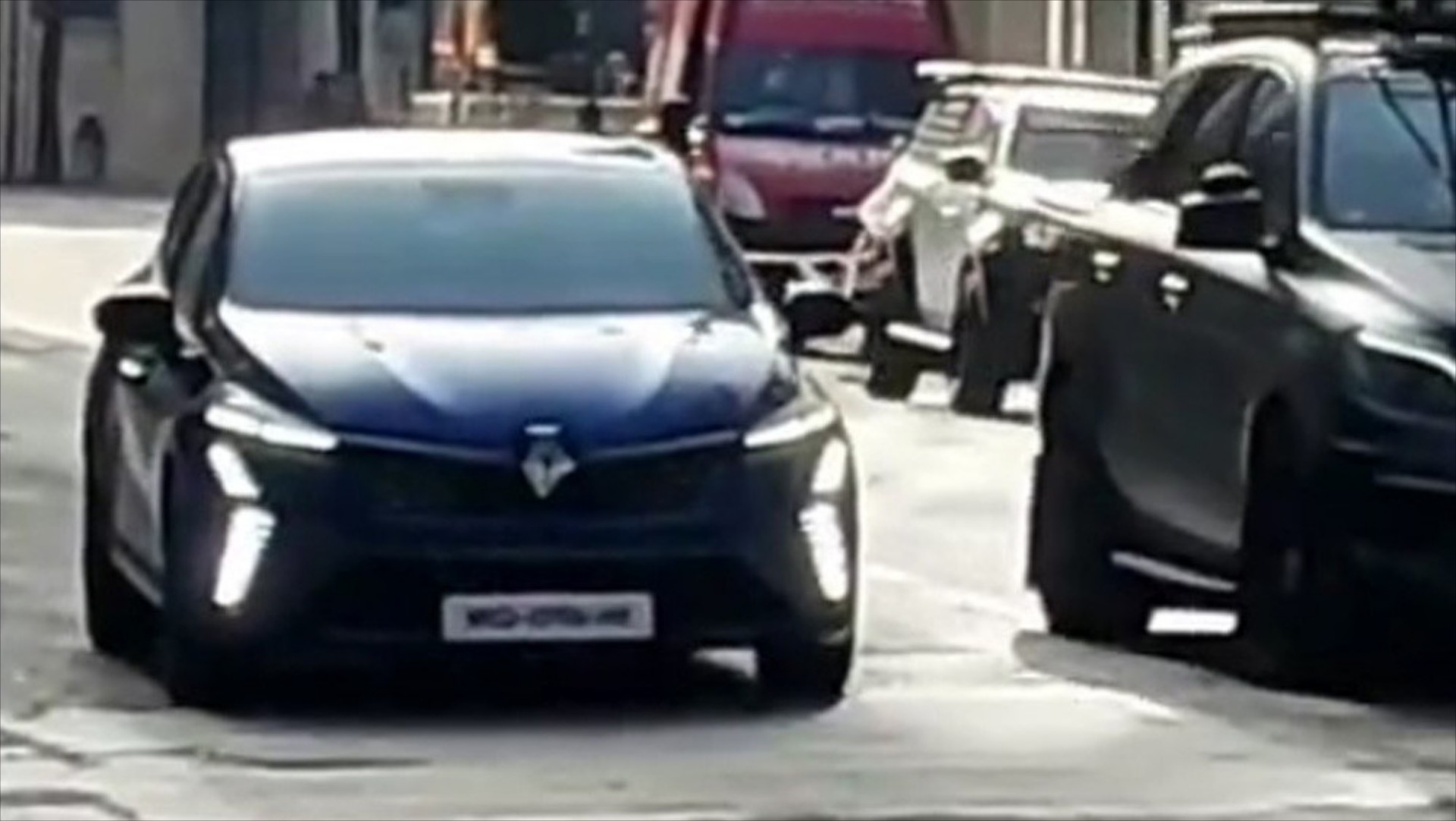 Η πρώτη εικόνα του νέου Renault Clio