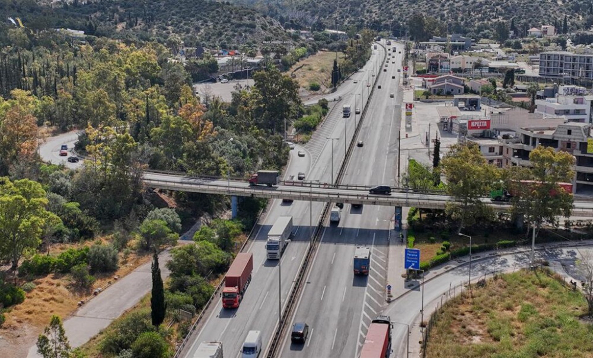 Επιτέλους έκαναν έλεγχο στις γέφυρες της Αττικής – Κόστισε 350.000 € [video]
