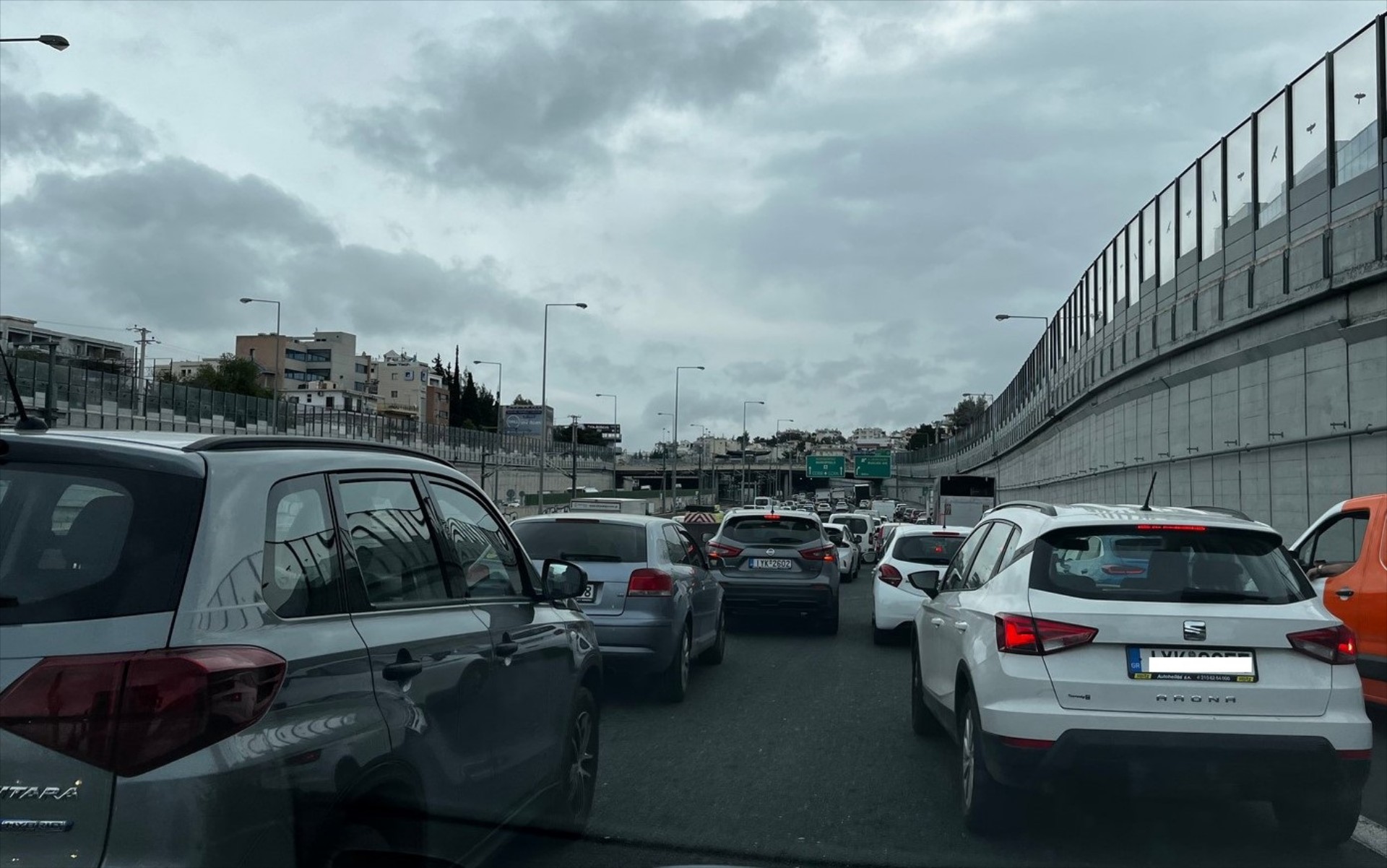 Έκλεισε μεγάλη ασφαλιστική εταιρεία -Τι γίνεται με τους Έλληνες ασφαλισμένους οδηγούς