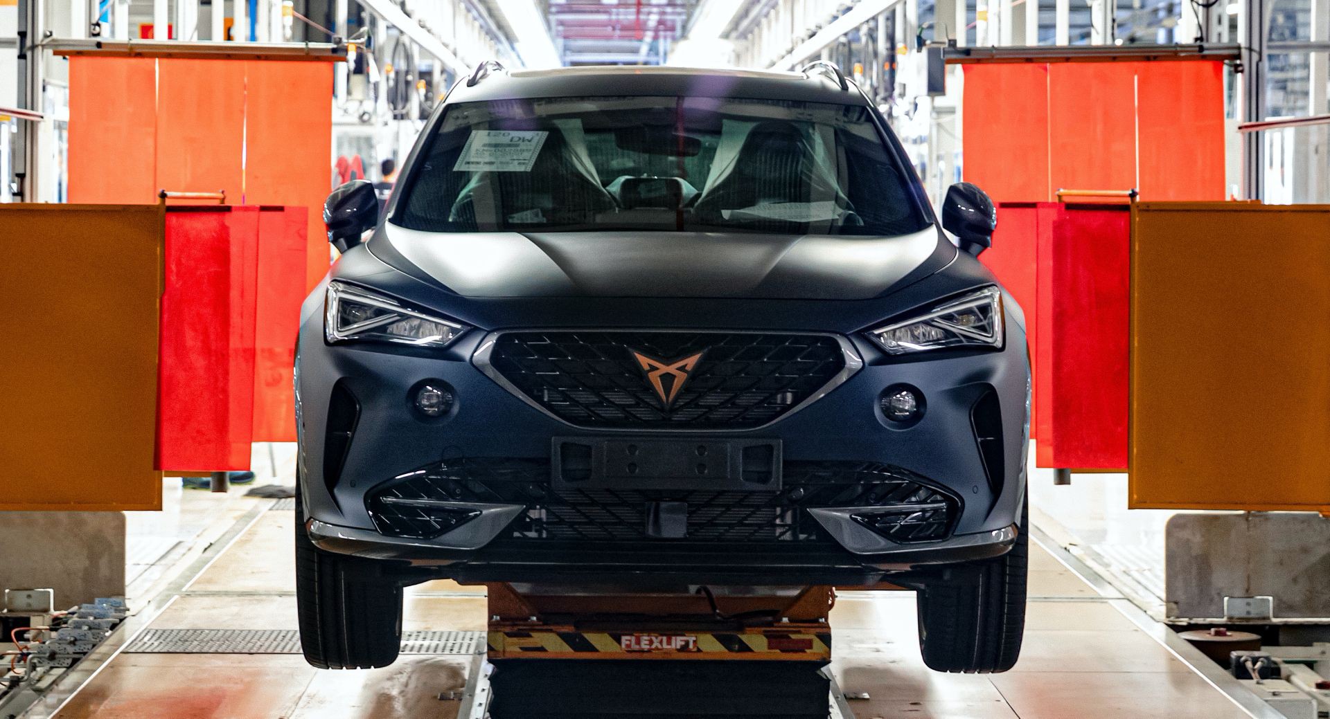 Video: Πώς κατασκευάζονται τα μοντέλα της CUPRA;