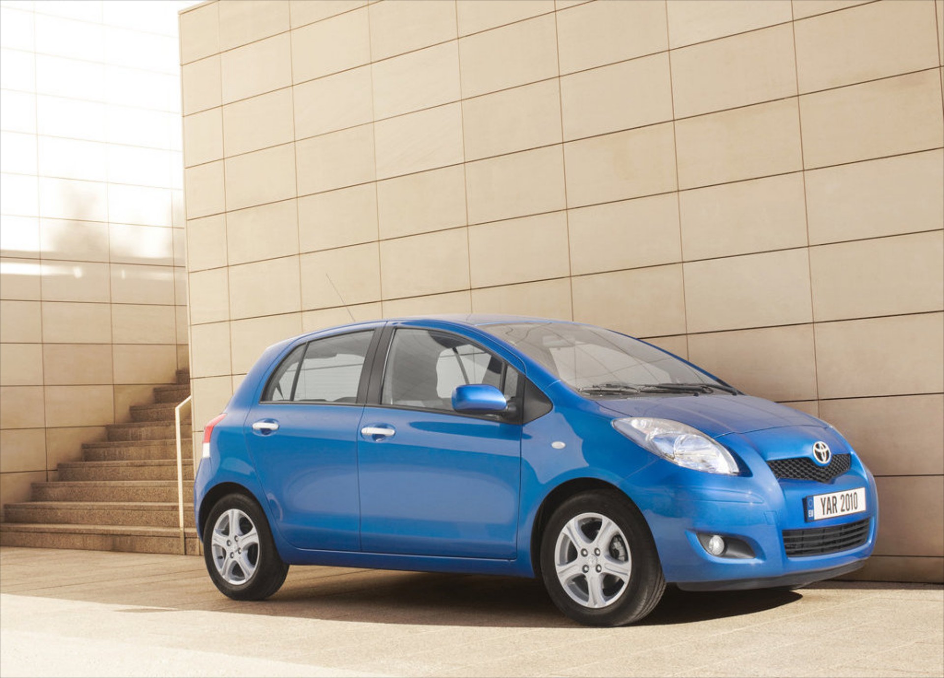 Εμπρός κρύσταλλα με δείκτη προστασίας στο Yaris
