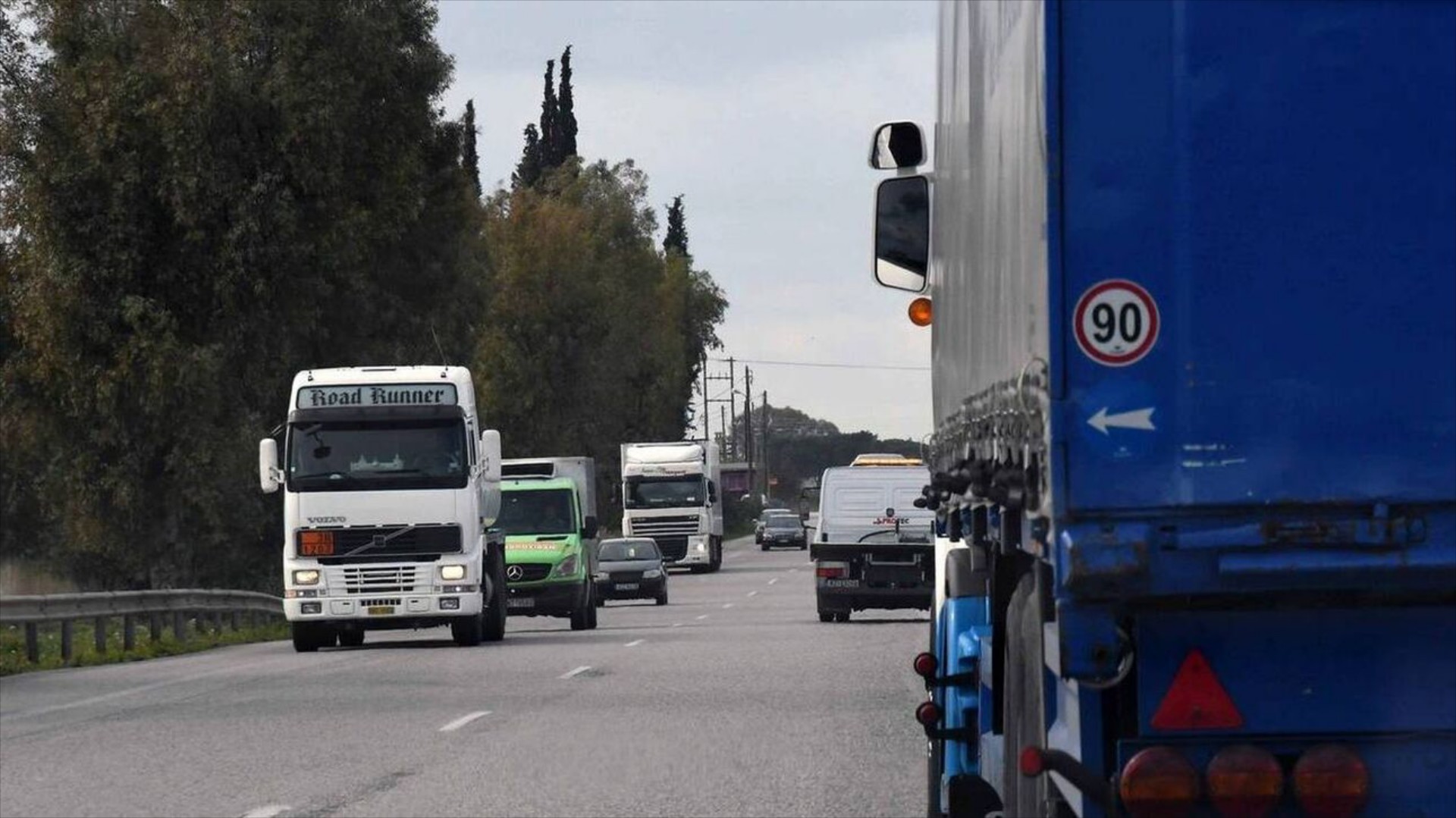 Πάσχα: Ποιες μέρες και ώρες απαγορεύεται να κυκλοφορούν φορτηγά