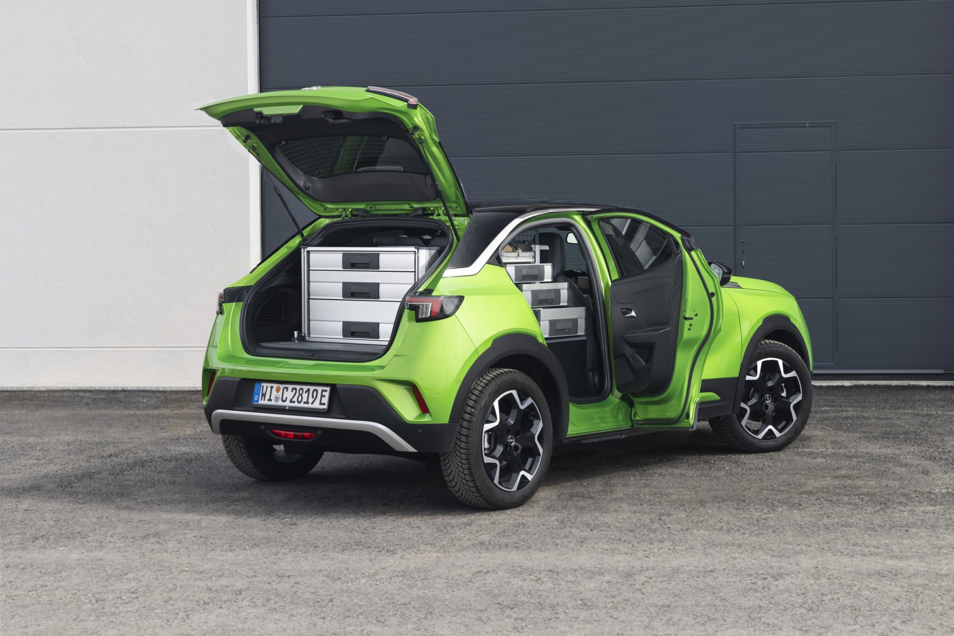 Το Opel Mokka-e γίνεται ένα πρακτικό, ηλεκτρικό επαγγελματικό