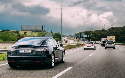 Δοκιμή-μαμούθ με 130 km/h: Πόσο μακριά φτάνουν 57 ηλεκτρικά αυτοκίνητα