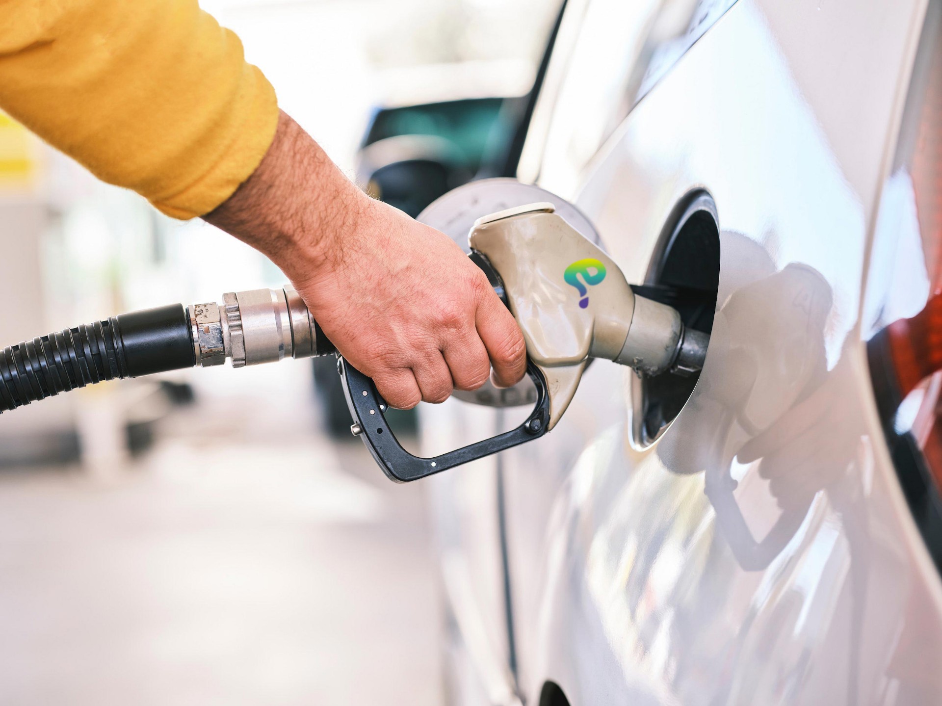 «Καμπανάκι» από τον Carlos Tavares: Τα e-fuels θα προκαλέσουν χάος!
