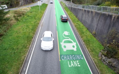 Υπό κατασκευή ο δρόμος που φορτίζει ηλεκτρικά αυτοκίνητα εν κινήσει! [video]