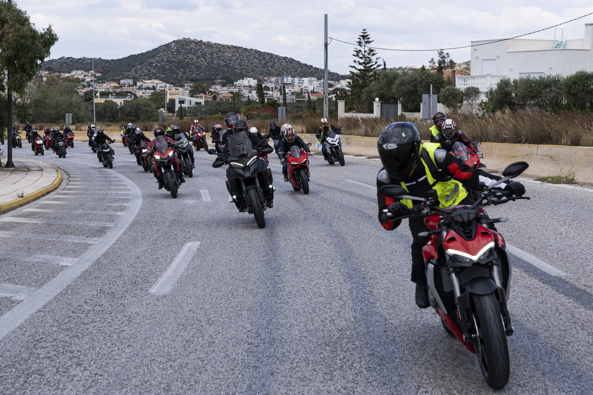 We Ride As One: Παγκόσμια διοργάνωση, με περισσότερους από 15.000 λάτρεις της Ducati!