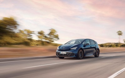 CUPRA Born: Επιδόσεις, στιλ και βιωσιμότητα σε τέλεια αρμονία