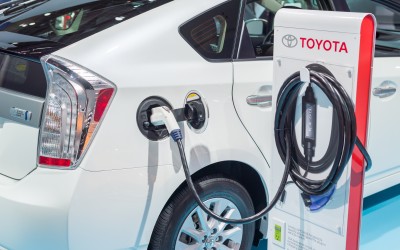Toyota: Τελικά είναι κατά των ηλεκτρικών αυτοκινήτων ή όχι;