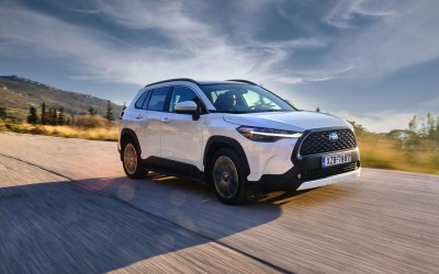Στην Ελλάδα το Toyota Corolla Cross 1.8 Hybrid – Τιμές 
