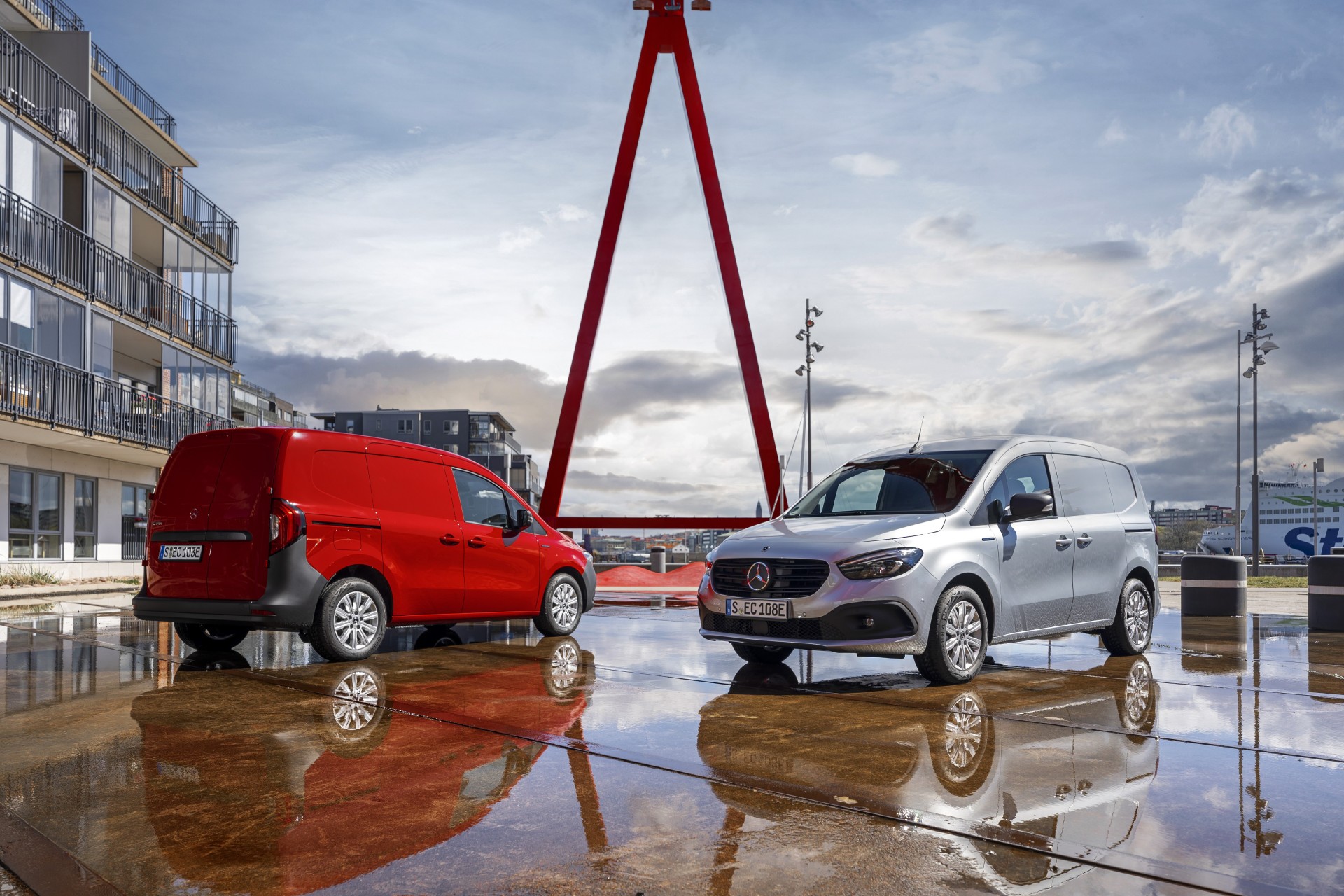 Mercedes-Benz eCitan: Ήρθε Ελλάδα το μικρό ηλεκτρικό van – Τιμή