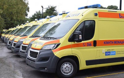 Τι πραγματικά συμβαίνει με τα ασθενοφόρα του ΕΚΑΒ; Η απάντηση της Περιφέρειας Αττικής