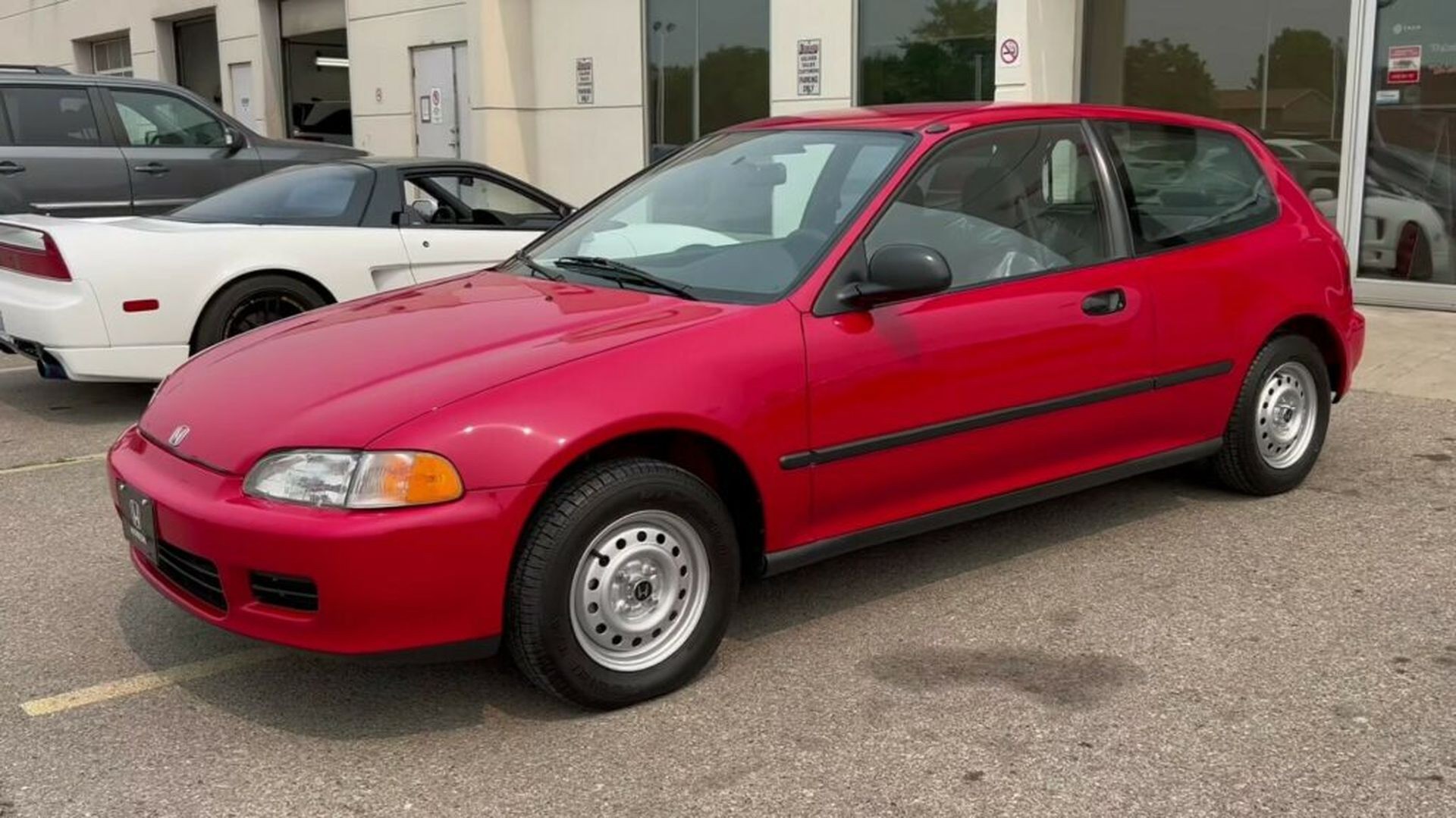 Δες σήμερα ένα Honda Civic του 1992 με... 12 km [video]