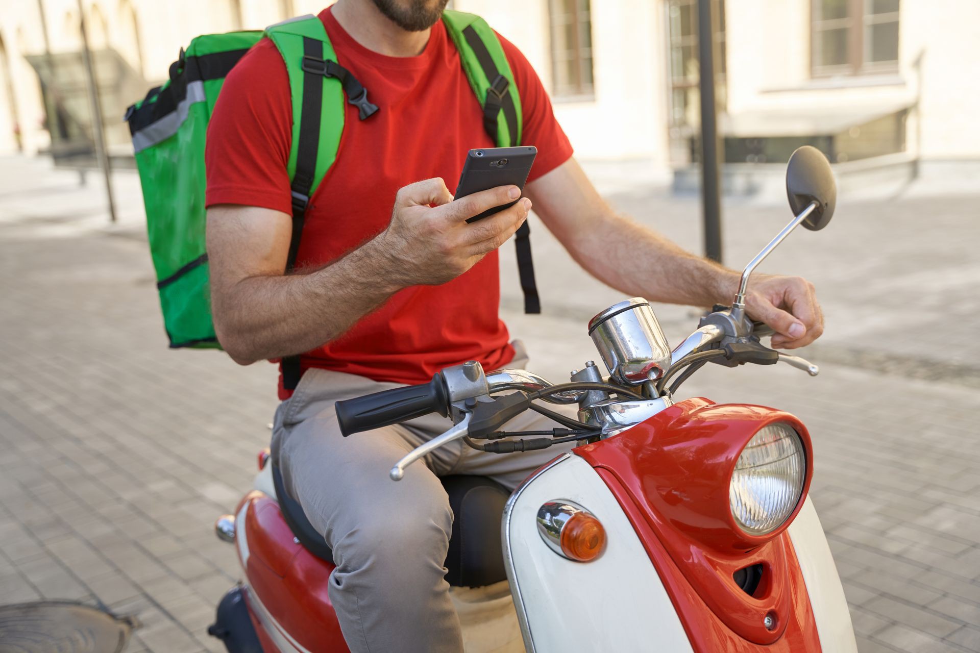 Καύσωνας «Κλέων»: Τέλος τα delivery από σήμερα το μεσημέρι!
