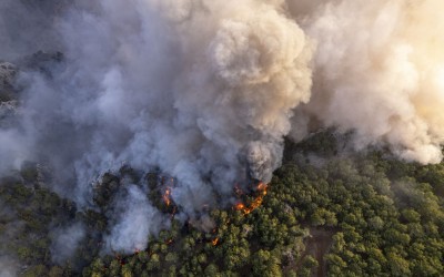 Φωτιά στο Λουτράκι: Κλείνει η εθνική Αθηνών-Κορίνθου!