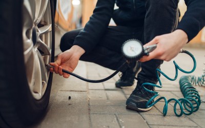Τι πίεση ελαστικών βάζω για πιο οικονομικό ταξίδι;