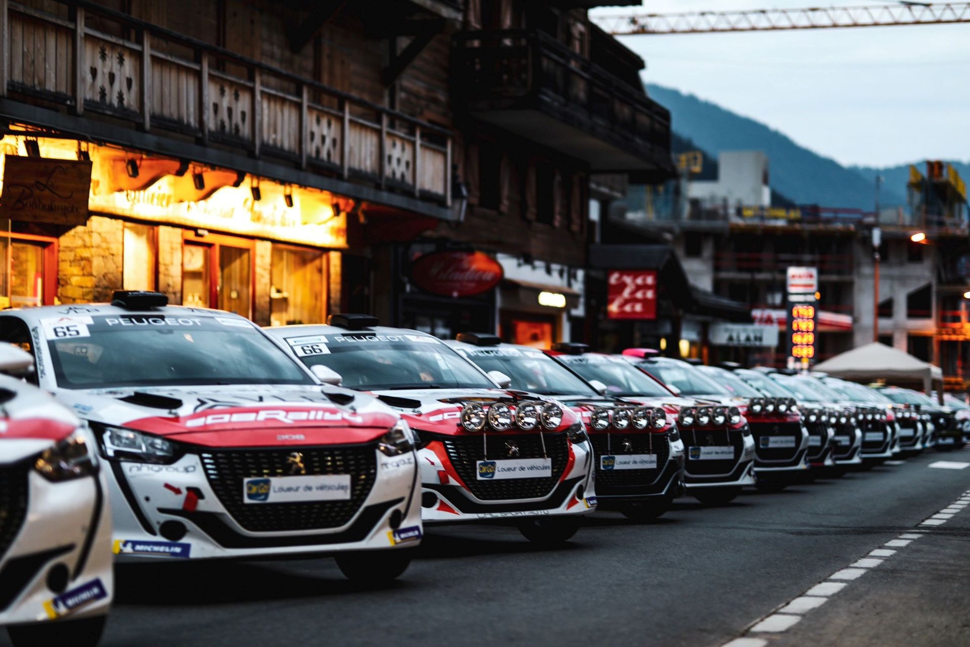 Peugeot 208 Rally: Επιτυχία στα ράλι και στις πωλήσεις!