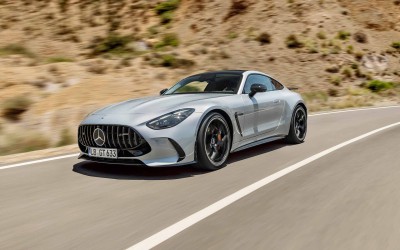 Mercedes-AMG GT: Πανίσχυρη και με επιπλέον δύο θέσεις!