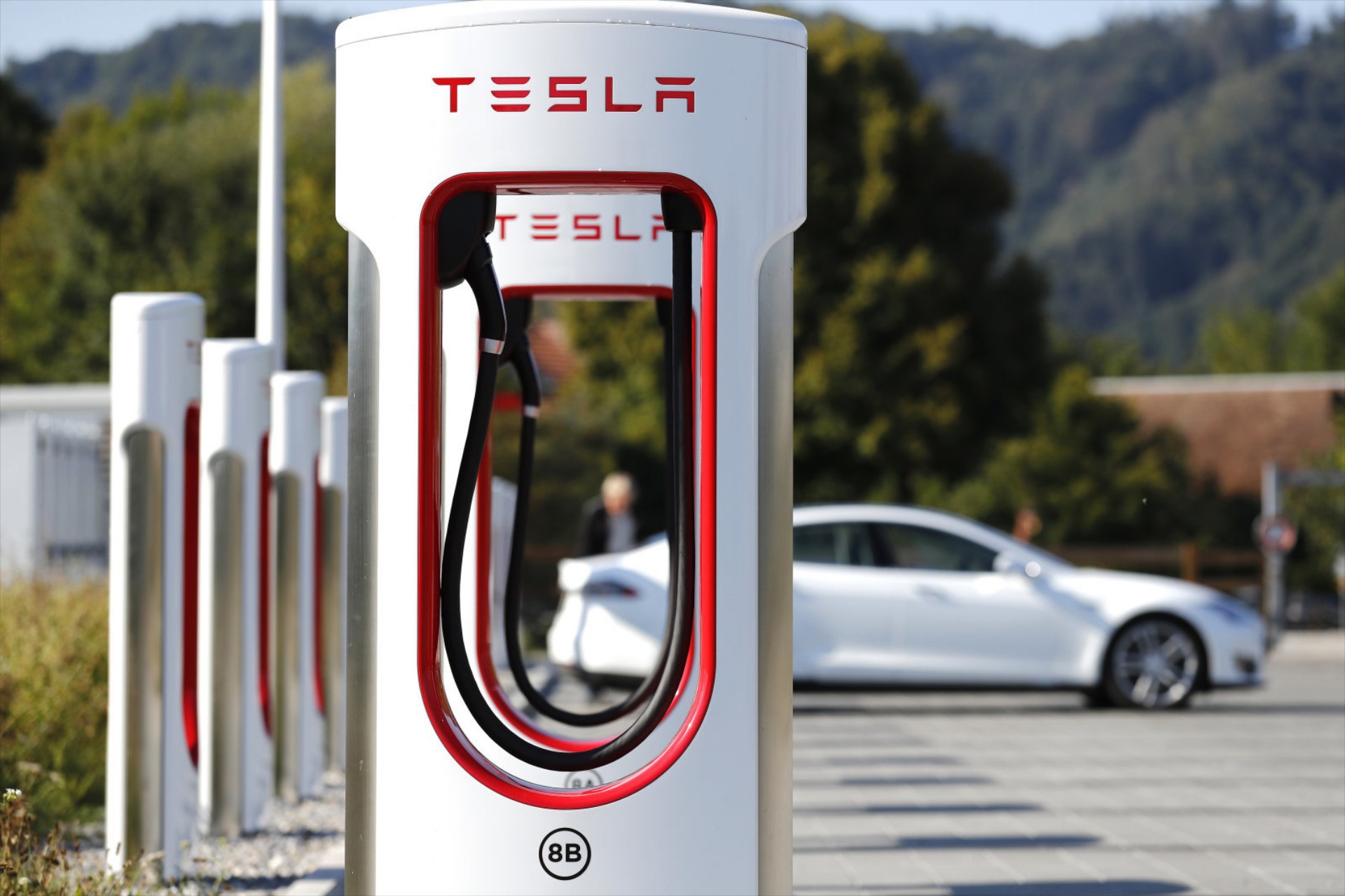 Δωρεάν φόρτιση μόνο για σήμερα, για όλα τα Tesla!