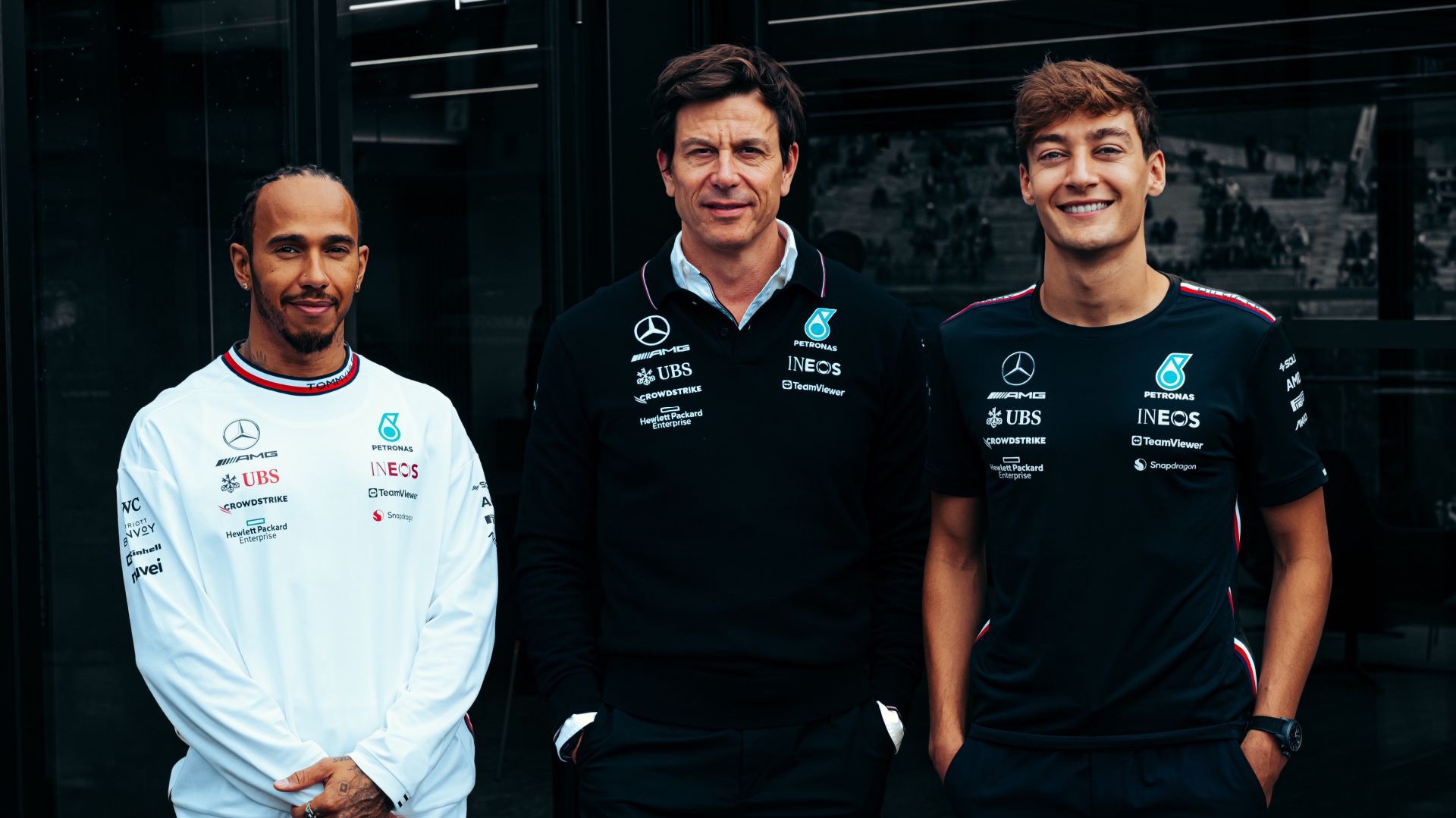 F1: Ανανέωση συμβολαίου για Hamilton και Russell στη Mercedes – Πόσο θα κάτσουν;
