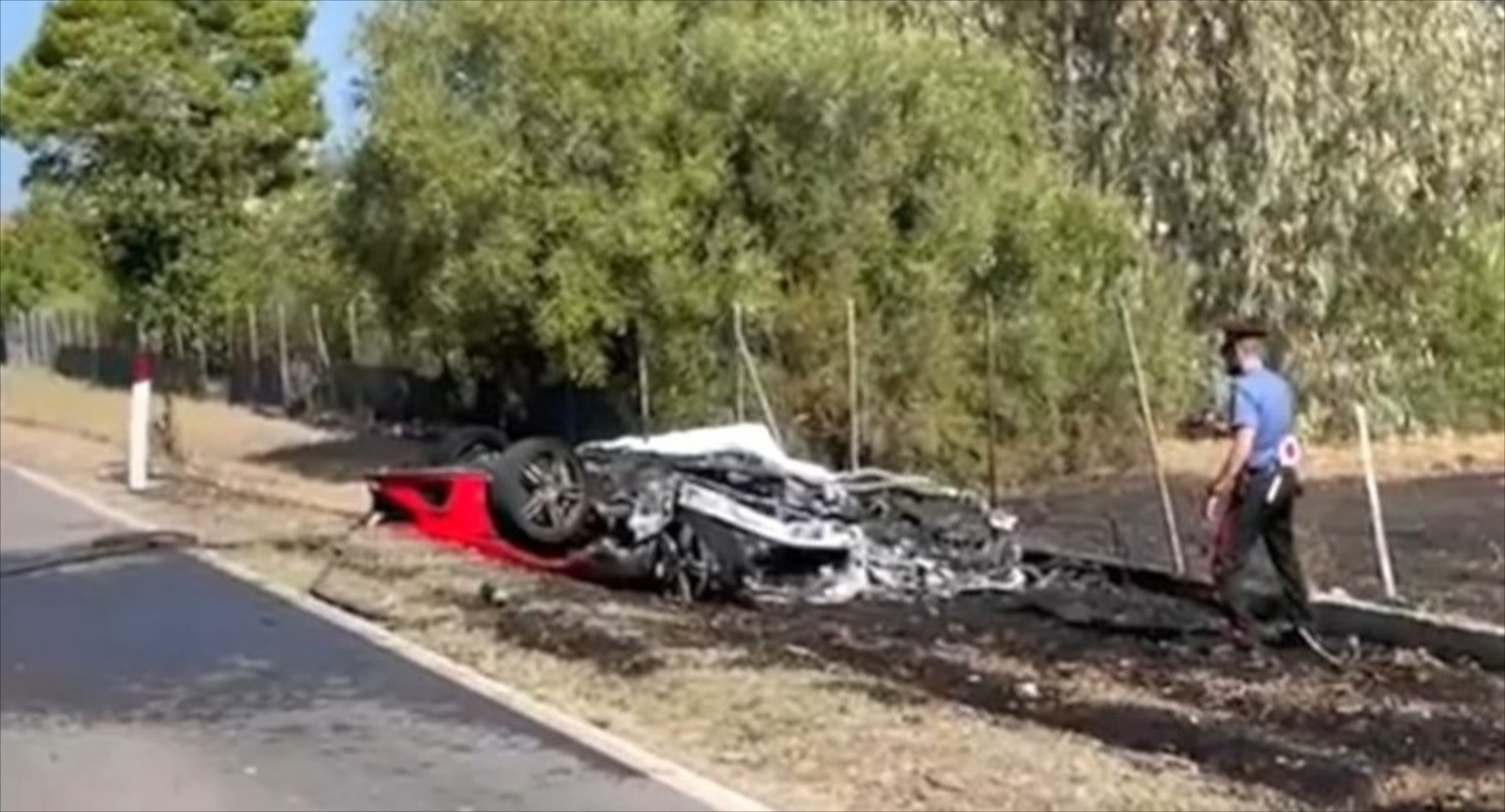 Τραγικό δυστύχημα με Ferrari – 2 άνθρωποι έχασαν τη ζωή τους [video]