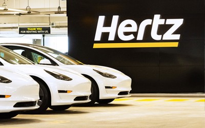 «Φρένο» της Hertz στα ηλεκτρικά αυτοκίνητα - Για ποιον λόγο;