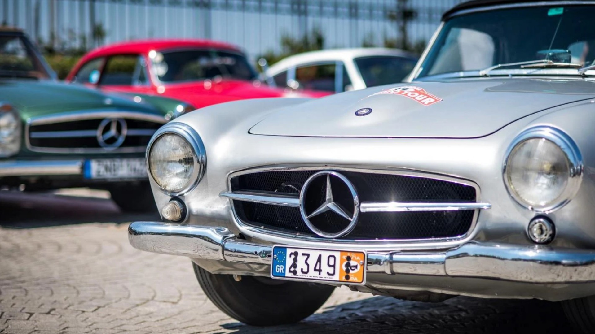 Στους δρόμους και πάλι τα ιστορικά αυτοκίνητα – Με άδεια και πινακίδες