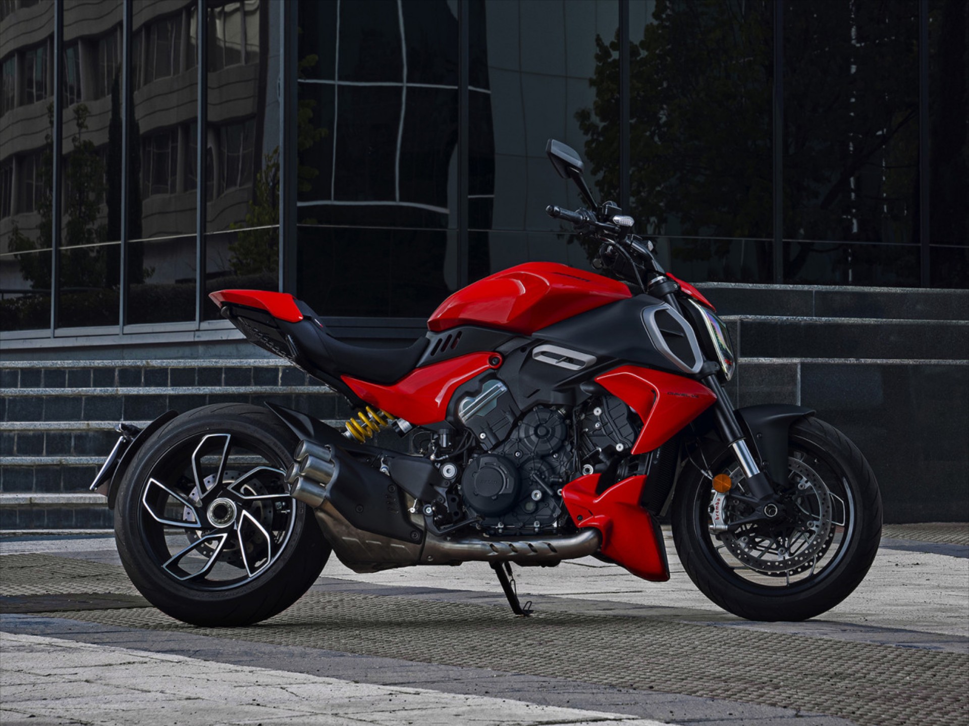 Black Friday από τη Ducati – Εκπτώσεις έως 5.000 € 