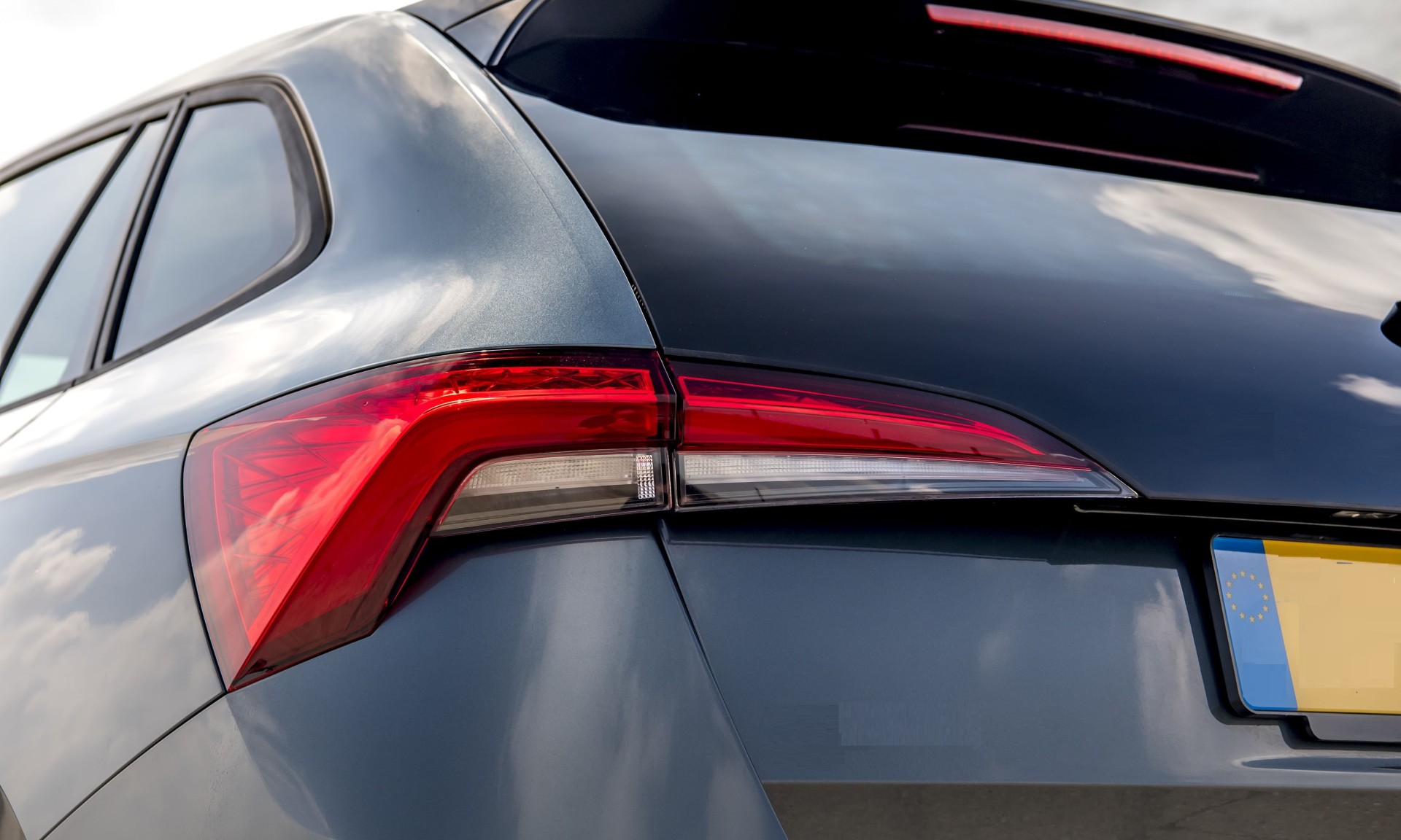 Το φθηνότερο οικογενειακό της αγοράς με πορτμπαγκάζ 467 lt, μηδενικά Τέλη και τιμή 18.900 €