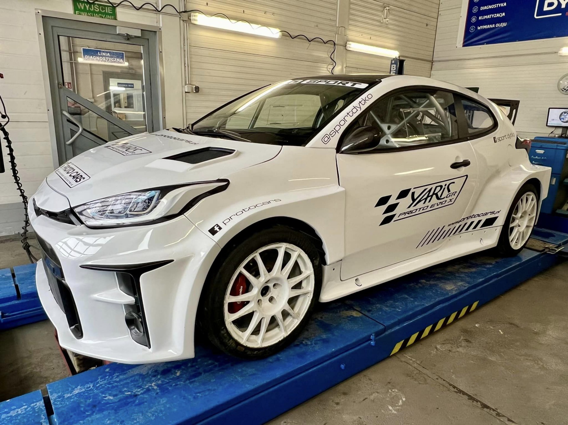 Το Toyota GR Yaris που τρέμουν τα supercars - Έχει μοτέρ από το Evo X