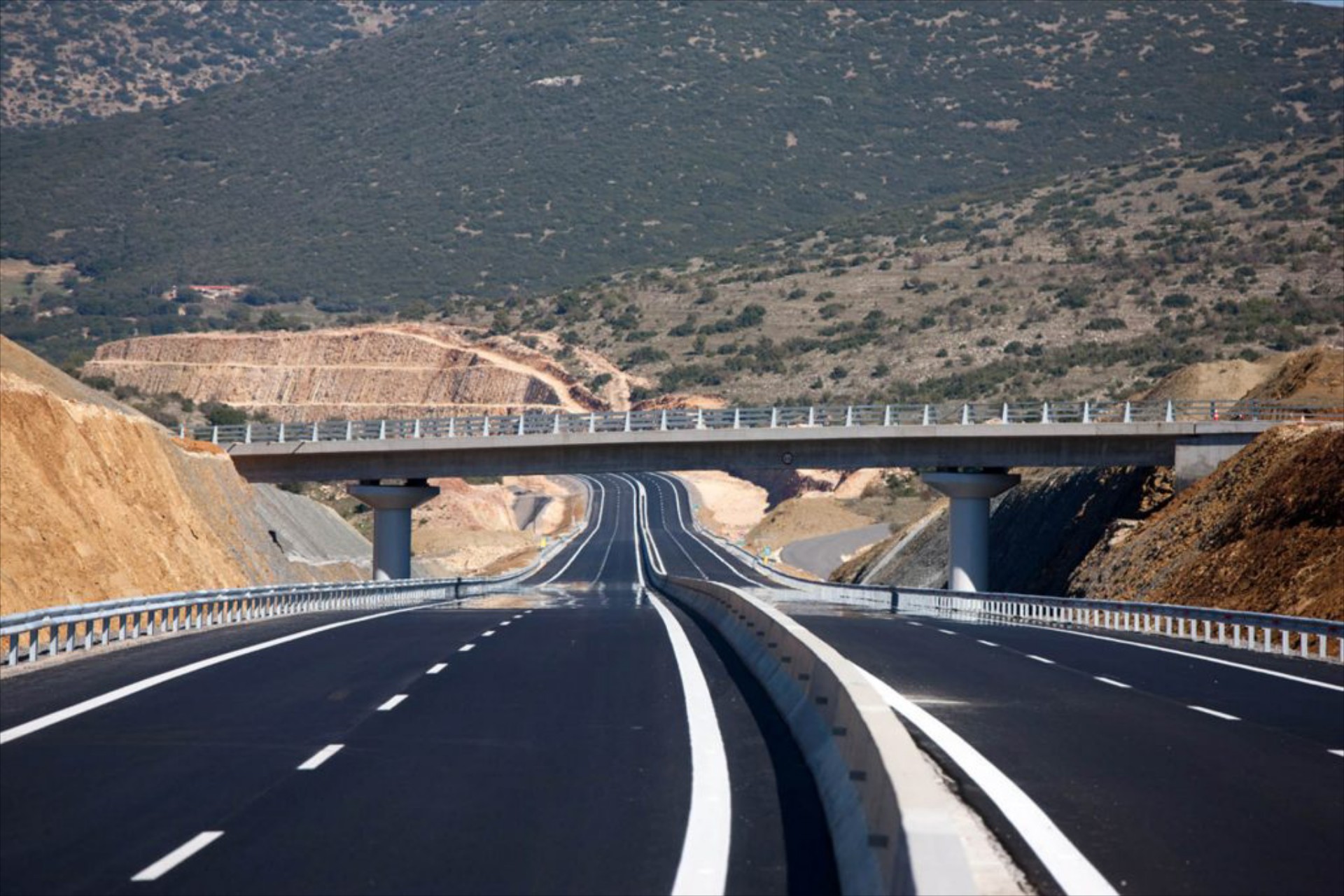 Τα 20 μεγάλα έργα και οι δράσεις που θα γίνουν στην Ελλάδα το 2024