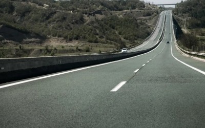 Η μεγαλύτερη ευθεία στην Ελλάδα - Δεν έχει καμία στροφή για 14 km 