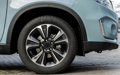 Ποια SUV συνδυάζουν ιδανικά υβριδική τεχνολογία και τετρακίνηση; [videos] 