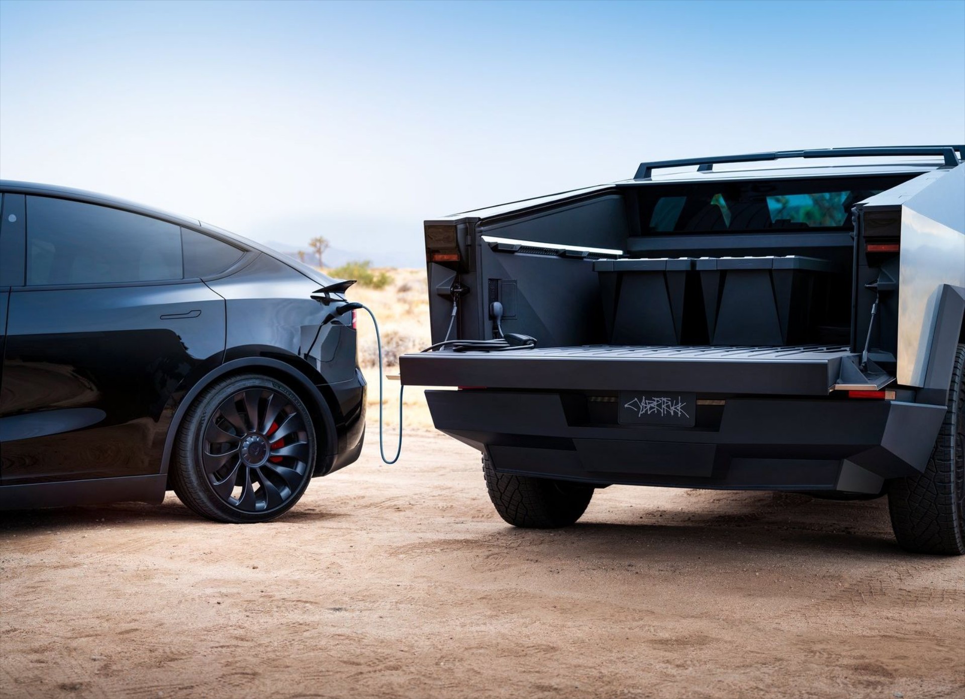Πιο επιρρεπείς στα ατυχήματα οι οδηγοί Tesla, πιο γερά ποτήρια οι οδηγοί BMW