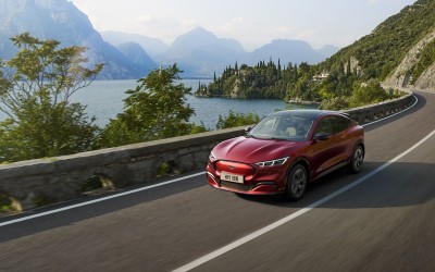 Ford Mustang Mach-E: Καθρέφτης στην εξέλιξη