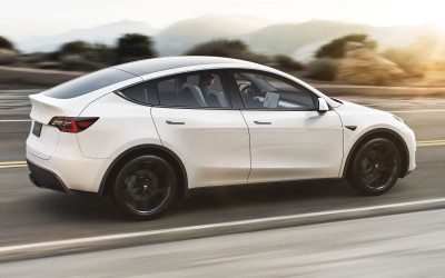 Ανανεωμένο Tesla Model Y: Πότε έρχεται - Τι αλλάζει;