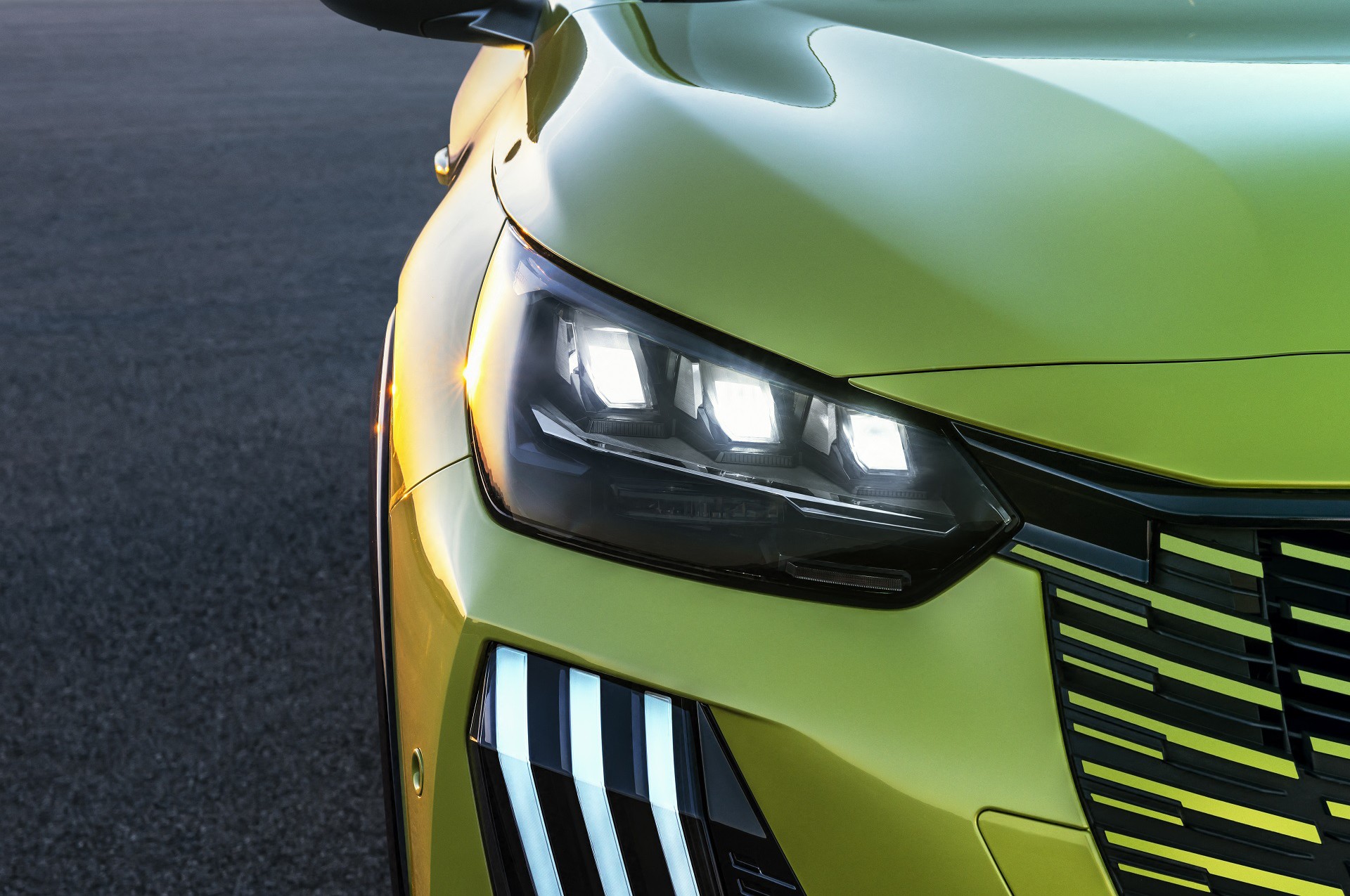 Εντυπωσιακό supermini με κατανάλωση 5 lt/100km, μηδενικά Τέλη και τιμή κάτω από 20.000 € - Ποιο είναι;