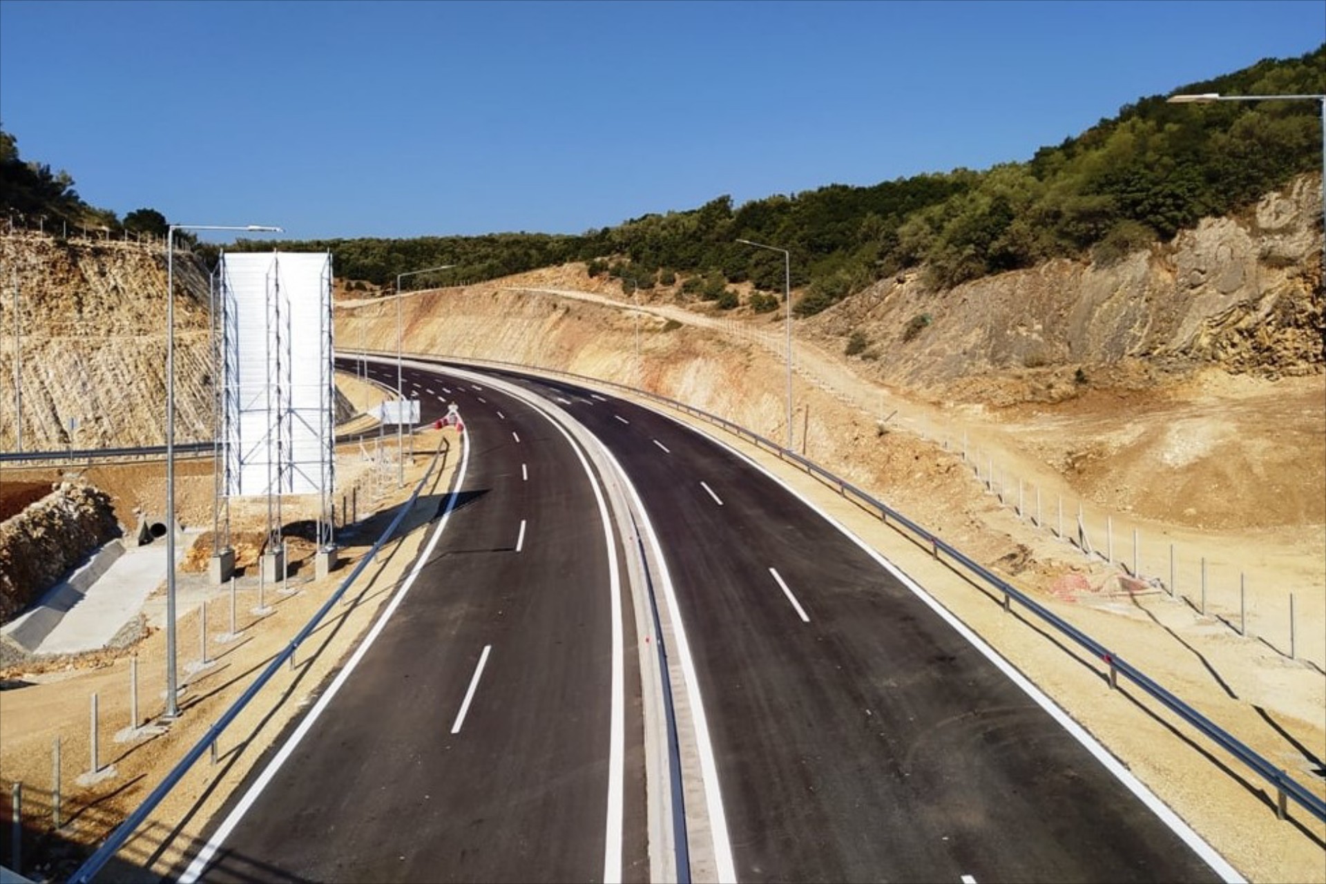 Τέλος ο δρόμος καρμανιόλα – Εκεί θα πάτε διακοπές σε χρόνο ρεκόρ [video] 