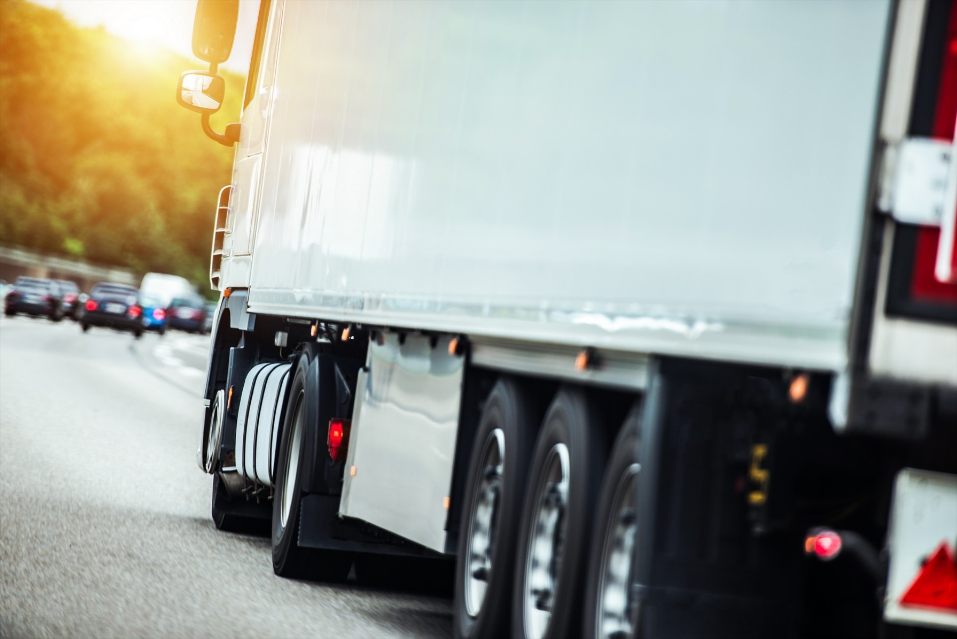 Επίσημο: Καταργούνται τα diesel φορτηγά και λεωφορεία – Η καταλυτική ημερομηνία
