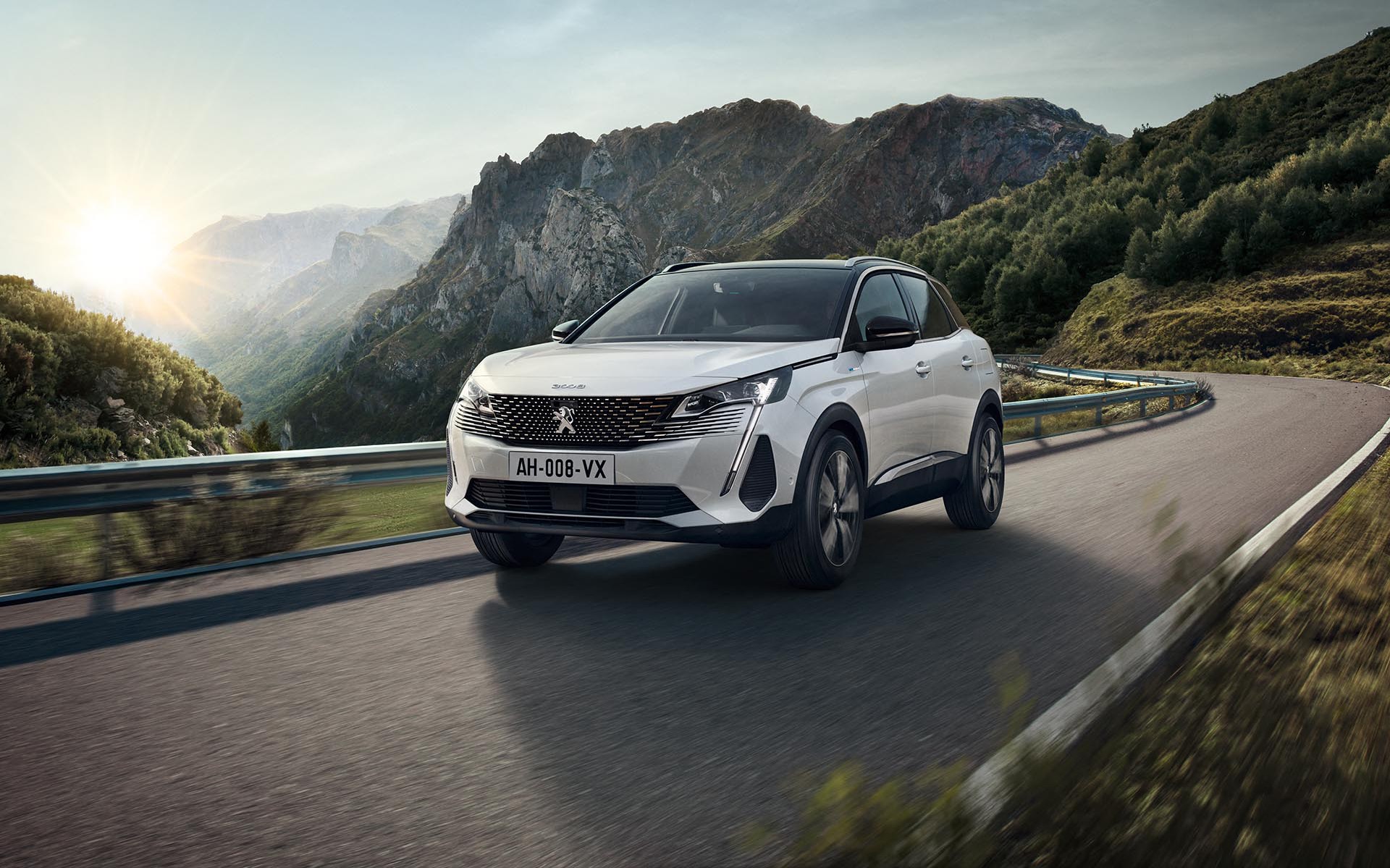 Γιατί όλοι θέλουν αυτό το SUV της Peugeot; Πόσο καίει στα 100 km;