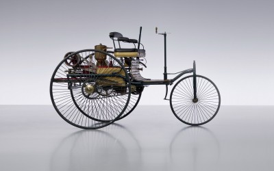 Η Mercedes γιορτάζει τα 125α γενέθλια του αυτοκινήτου