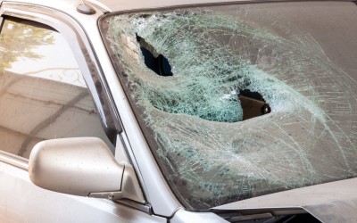 Στερεά Ελλάδα: Τα 2 σημεία που πετάνε πέτρες στα αυτοκίνητα – Κινδυνεύουν οδηγοί! 