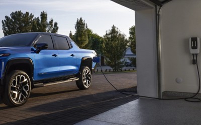 Ηλεκτρικό pick up έκανε 740 km χωρίς φόρτιση (video)