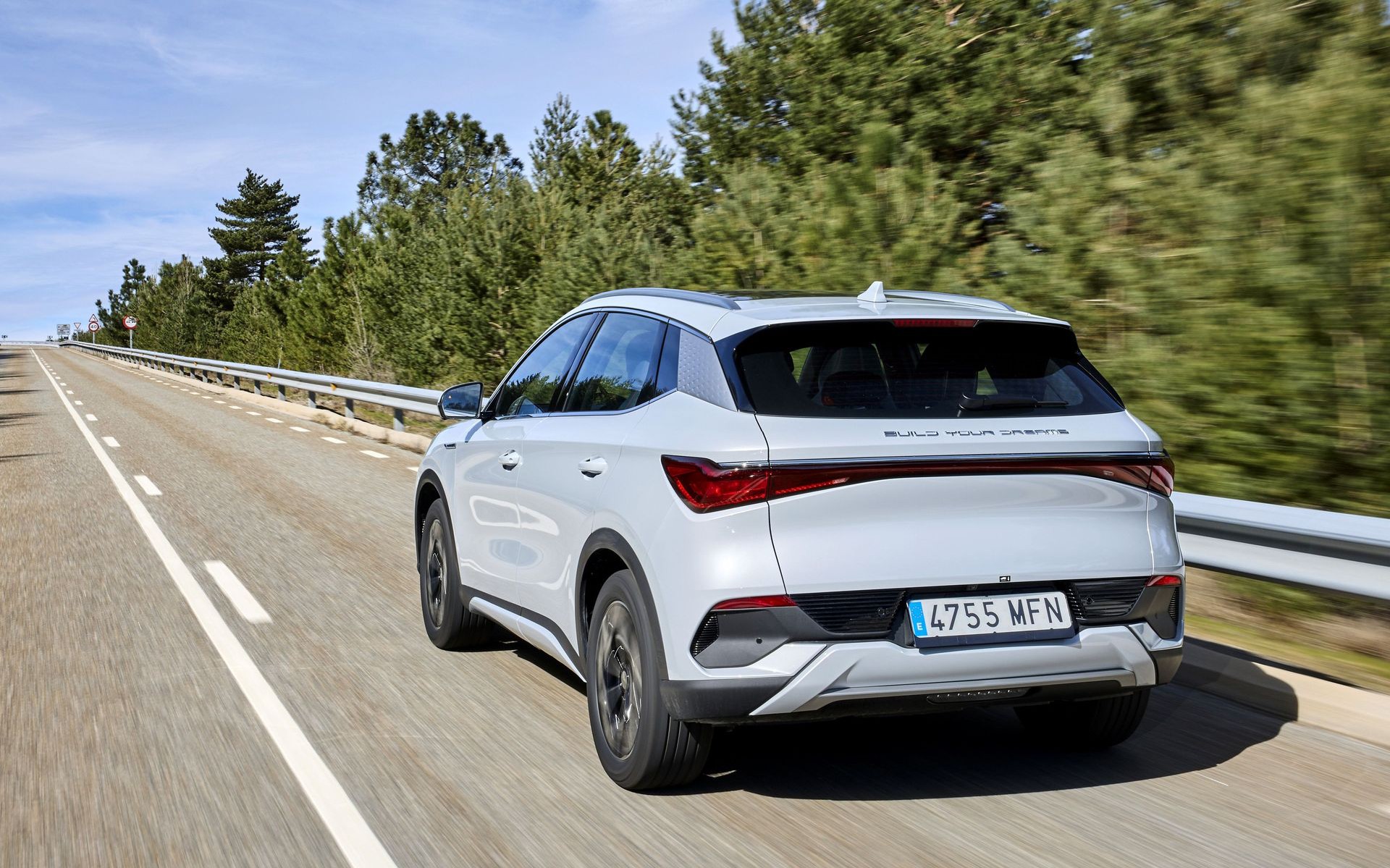 BYD: Τι σημαίνει το όνομα της κινέζικης μάρκας; Δεν είναι αυτό που νομίζεις!